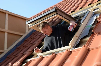 Pose de fenêtres de toit Velux à Vergne